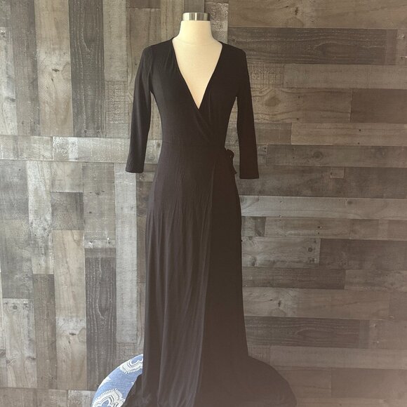 Lulu's black wrap dress small 3/4 sleeves elegant minimalist whimsigoth witchy - Picture 10 of 10